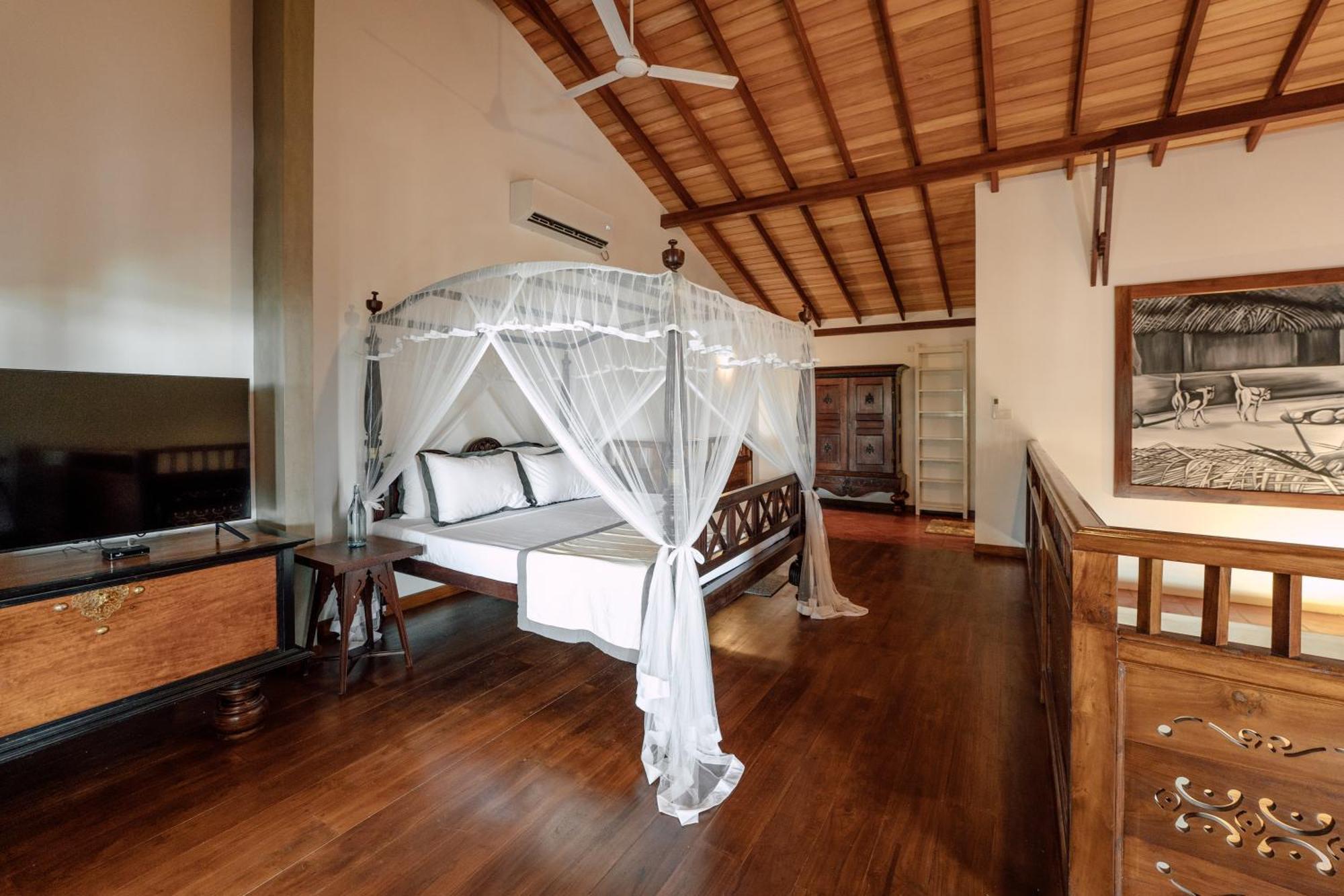 אונה ואטונה Pearl Divers Beachfront Apartment מראה חיצוני תמונה