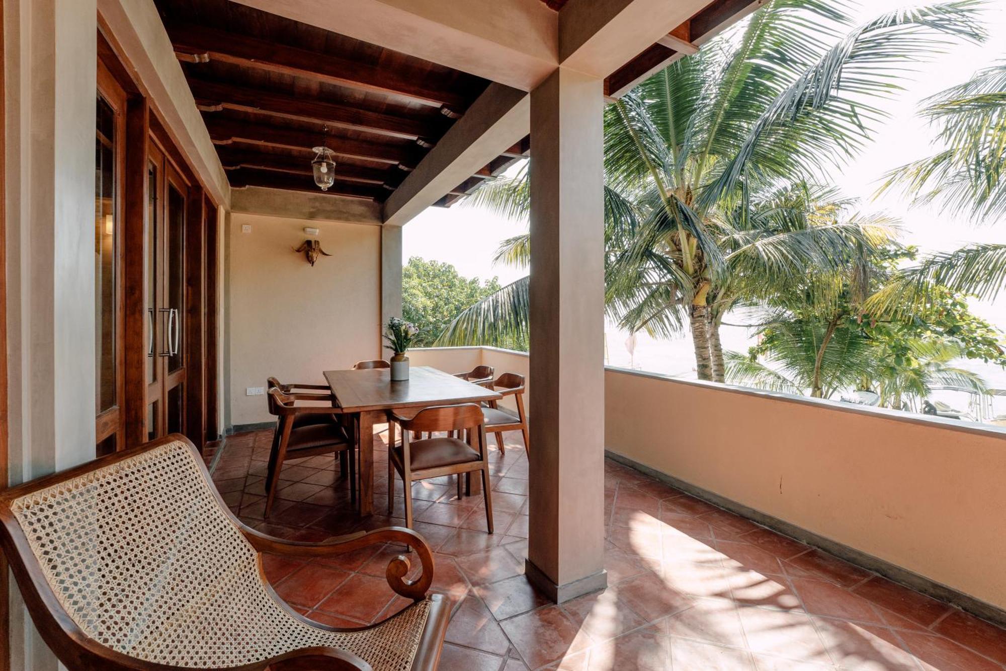 אונה ואטונה Pearl Divers Beachfront Apartment מראה חיצוני תמונה